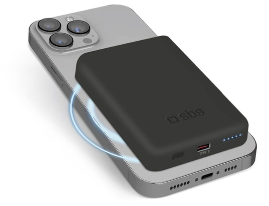 In What Scenarios Would A 5000mAh Power Bank With Wireless Charging Be Particularly Useful For Iphone Users